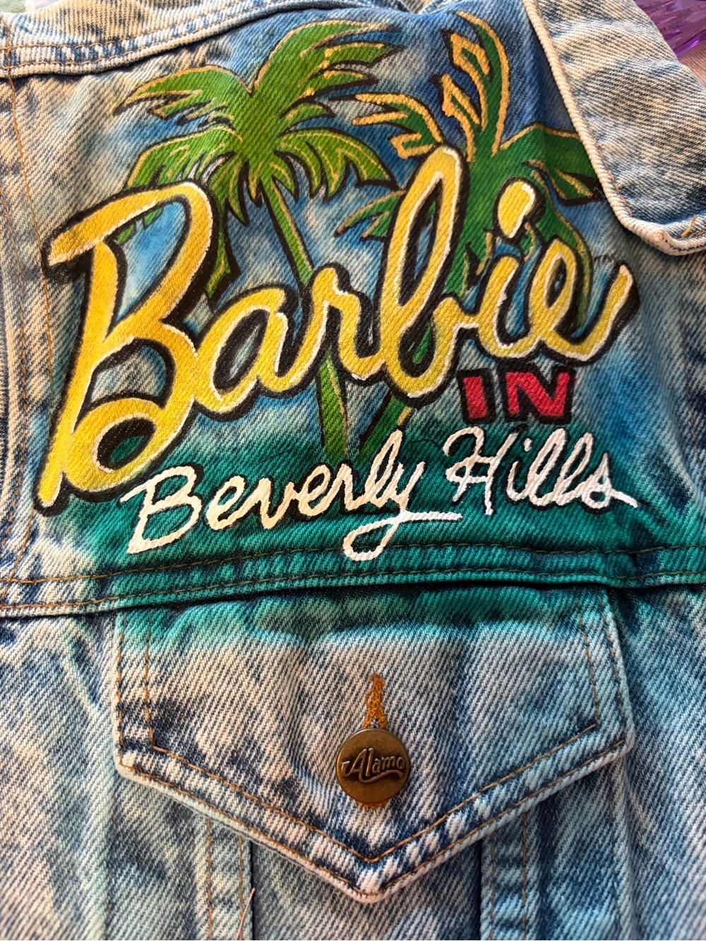 Tony Alamo 1987 Acid-Wash Denim Jacket with Hand-Painted Art - Picture 7 of 9